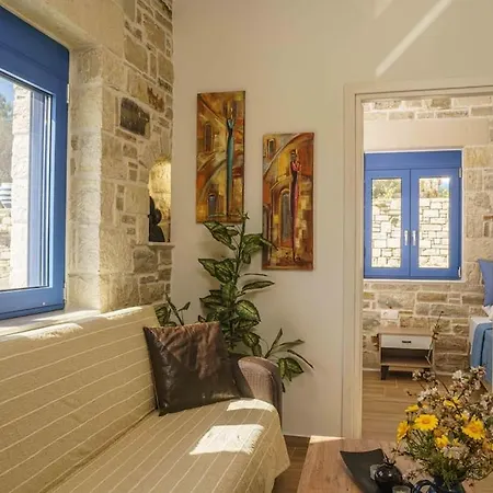 Bellus Residence! Ampelouzos
