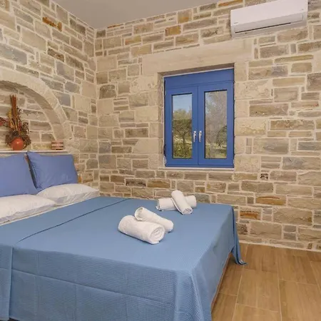 Villa Bellus Residence! *