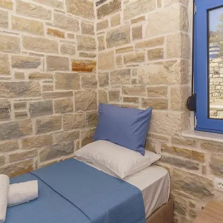 Villa Bellus Residence!